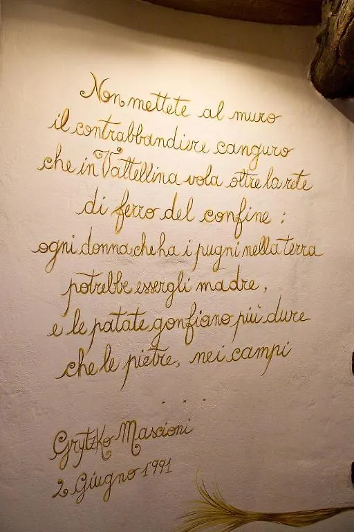 Aparthotel Contrada Beltramelli à Villa di Tirano 0*,